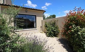 Le Clos De La Montagnette - Maison Avec Parking Et Jardin