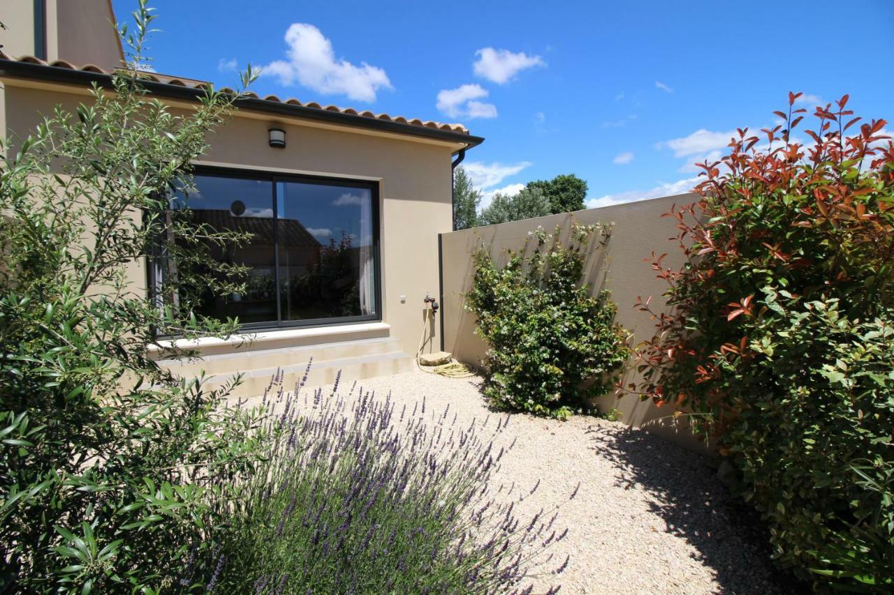 Le Clos De La Montagnette - Maison Avec Parking Et Jardin Villa LʼIsle-sur-la-Sorgue Buitenkant foto